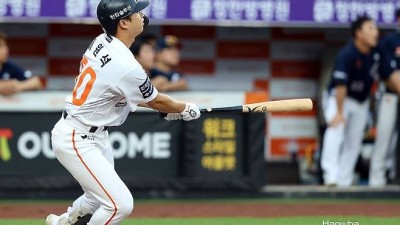 '벼랑 끝 한화' 5차전 선발 라인업 변화… 이원석 우익수 선발 출전