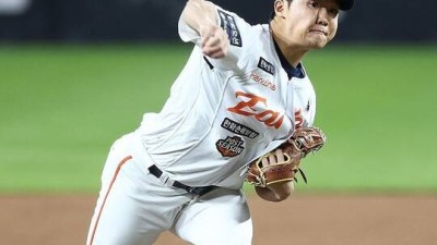 류현진 곧 나오나… 2회부터 등판한 정우주, 김경문 감독의 불펜데이 승부수