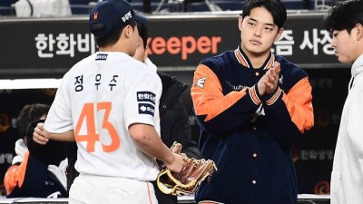 '문동주 조기 강판' 초대형 악재→한화, 그래도 포기 안 했다…정우주·황준서·김종수 '4이닝 1실점' 합작 [KS5]