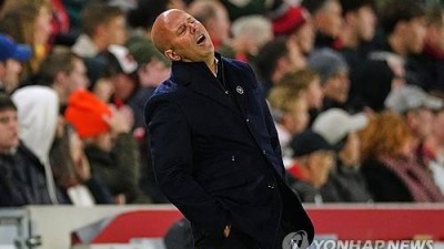 91년 만의 홈 완패+123년 만의 몰락+5대 리그 최다 패배…치욕의 기록 갈아치운 리버풀→슬롯 감독은 핑계 뿐? 선수층 부족이 원인