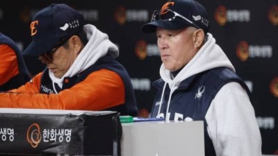 '패장' 김경문 감독 2위하면 다 묻힌다, 어린 선수들 주사 맞았다... 개인 5번째 도전도 준우승 엔딩 [KS5 현장인터뷰]