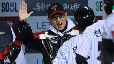 'LG 사령탑 최초 통합우승 2회' 염경엽 감독 재계약 사실상 확정