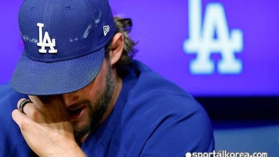 '눈물의 은퇴' 커쇼, 다저스타디움서 마지막 인사→18년 동행의 마침표…이곳은 나의 집이었다