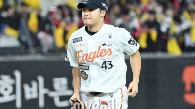 KS에서 잘하고 싶었는데, 한화에 도움 안 됐다 18살 정우주의 자책, 충분히 잘했는데…팬들에게 약속했다 더 좋은 선수 될게요