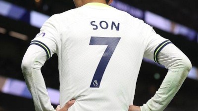 쏘니 떠나고 '매출 폭락'....더 이상 'SON+등번호 7번' 유니폼이 없다, 충격적인 스토어 상황 수익 절반으로 떨어졌어 오열