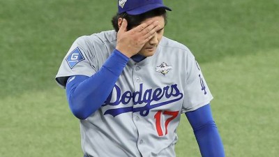'이럴수가' 오타니가 처참하게 무너졌다…고개 숙이고 강판, 다저스 준우승 위기