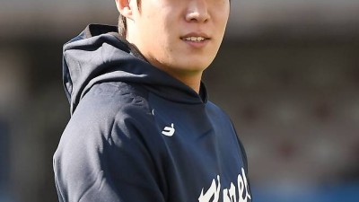 말이 안된다. 난 팔이 안올라가던데... 같은 선발이라 더 충격. 원태인이 4650억원 투수에게 가성비 좋다고 한 이유[고양 인터뷰]