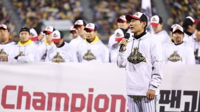 ‘재계약 합의’ 3년 계약에 2회 우승…LG 염경엽 감독, 사실상 사령탑 최고 대우 예약