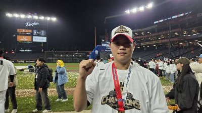 FA 38억 먹튀? → KS 무실점 했잖아. 미친 유관력의 사나이. 그래도 미안한 마음은 여전히.. 내년엔 무조건 풀타임