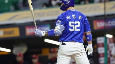 '국민거포' 박병호 왜 은퇴 결심했나 부상도 많아지고, 예전 같은 플레이 어려워... 향후 진로도 밝혔다
