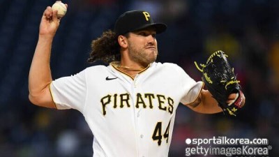 '韓 4관왕' 폰세, 美 '30조 재벌 구단주'와 손 잡나?...'가성비 끝판왕 FA'에 과거 인연까지 소환