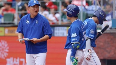 [단독]이진영 삼성 코치, 두산행 전격 결정...김원형 감독이 직접 러브콜