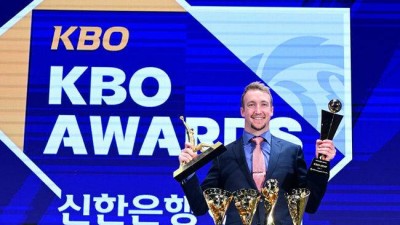 한국에서 다시 뛸 생각 있어? NC는 손 내밀었다…페디+하트, 역대급 '최동원상' 듀오 결성될까