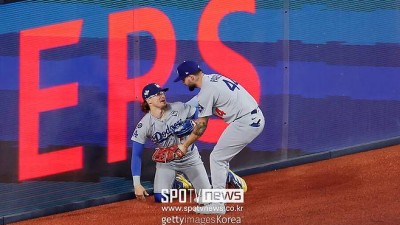 우리가 진 줄 알았잖아 9회말 '야수 충돌'로 끝날 뻔한 7차전…키케와 파헤스 무슨 얘기 나눴나