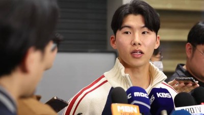 “말로 하세요, 말로” 도대체 김혜성은 무슨 죄?→얼굴 붉게 한 ‘고척 김 선생’→법도 막지 못한 선 넘은 ‘집착’ [SS이슈]