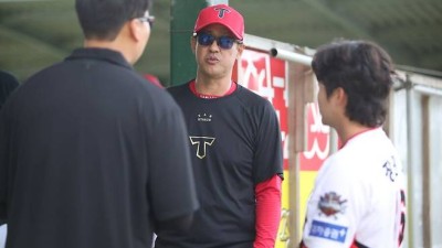 야마모토가 왜 잘 던지는 줄 알아? KIA 투수들이 이제 그 이유를 배우고 있다