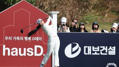 문정민, 타이틀 방어전서 '홀인원' 행운…1억 원 상당 카니발 받는다