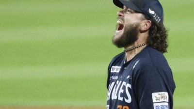 '최소 220억 이상' 폰세 ML 러브콜에도 손혁 단장 의지 확고했다 금액·정성 총동원, 최선 다하겠다