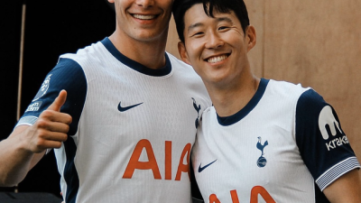 ‘캡틴 손흥민 연락’ 자랑한 반 더 벤…“흥민이 형이 문자로 제 골 칭찬해 줬어요”
