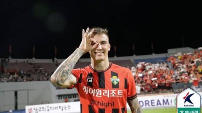 K리그에서 '5골' 넣은 공격수 맞아? 유럽 가서 23경기 25골 폭발→UECL 득점 선두 질주