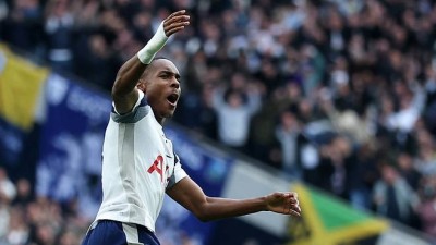 역대 최악의 영입 손흥민 후계자 드디어 '폭발' SON 없는 토트넘, 맨유전 무패 기록 유지 성공...후반 난타전 끝에 2-2 무승부