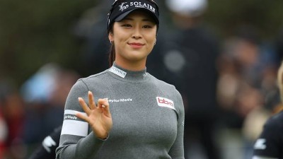 순위 밀렸던 윤이나, 우천 취소 덕분에 행운의 시즌 첫 톱10…일본 7승, 한국(6승) 제치고 최다승 1위