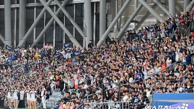 야구대표팀 경기 흥행 안 된다? 대박 터졌다!…류지현호, 체코전 연이틀 만원 관중 달성→9일 1만6100석 매진 [고척 현장]