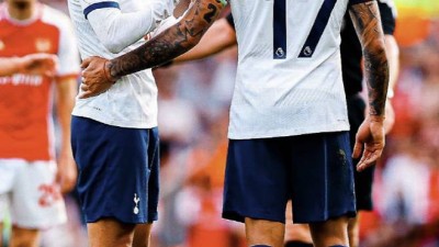 손흥민 수준 이하 경기력 보다 심한 혹평 등장...네가 토트넘의 약점 완장 차고, 실력 비판 '와르르'