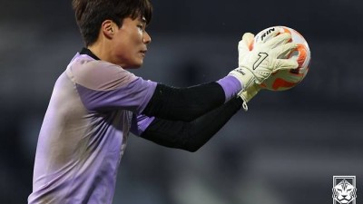 '3년 넘게' 대표팀 벤치만 지켰다, '비운의 주인공' 송범근 마지막 기회 올까