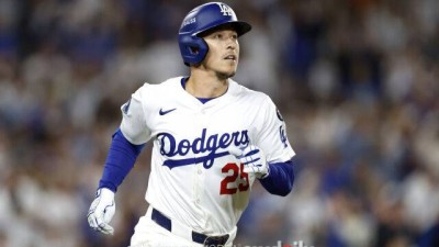 '아뿔싸' 류지현 감독, 최강 WBC 멤버 못 꾸리나…'LAD 우승 주역' 한국계 유틸리티 발목 수술