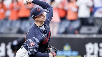 前 롯데 투수 굴욕, KBO도 관심 없다… “고철 더미에서도 찾아내는 팀까지 못 고쳤다” 혹평