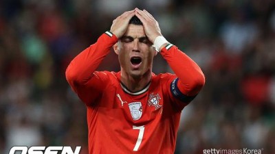 ‘호날두 은퇴선언’에 포르투갈 기자의 팩트폭행 “호날두, 메시 이길 수 없어…남은 것은 숫자 뿐”