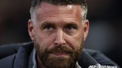 황희찬의 울버햄프턴, 위약금 약 57~76억 내고 미들즈브러 5개월 차 에드워즈 감독 전격 선임···“집으로 돌아온 기분”