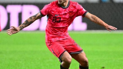 '넘치는 투지 + 어설픈 수비’ 옌스에게는 홍명보호 적응 위한 시간이 필요해~ [대전톡톡]