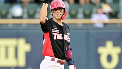 '초대형 화제' 박찬호 몸값 80억 확실시…두산과 4년 FA 계약 초읽기