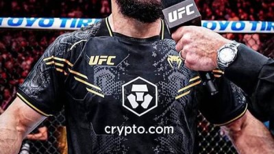 소신발언! 요즘 애들 스마트폰 매달려있어...훈육하면 안 된다고? 말도 안 돼 UFC 챔피언 마카체프, 인생관 고백 힘든 시절 오히려 감사