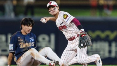 박찬호 두산행이 FA 1호 계약일 것 같은데…결국 1주일간 안 나왔다, 한일전·2차 드래프트 끝나면 활발해집니다