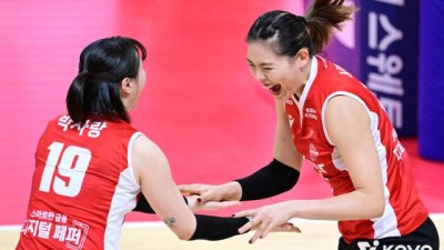 어떻게 182cm 신장으로 중앙을 지배하나…日 국대 이 정도인가, 4년 연속 꼴찌팀 바꾸다 모든 공을 100% 친다는 마음으로