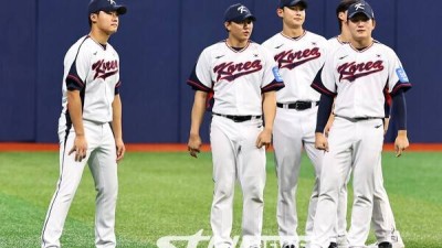 마운드 무너진 류지현호, 또 사사구 12개 남발하며 7-7 진땀 무승부…한일전 11연패는 막았다