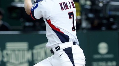 '벌써 100억 예약' 9회말 2아웃의 기적, KBO 대형 유격수가 155km 日 1등 계투를 무너뜨렸다