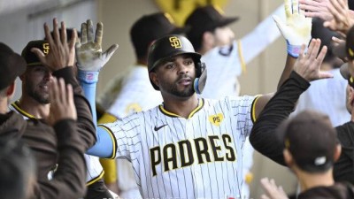 김하성 밀어냈던 4082억원 유격수가 김하성 떠난 애틀랜타로? 악성계약 전락…샌디에이고 매각설, 트레이드설 점화