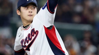 '말도 안돼' 충격의 143km 직구로 일본을 퍼펙트 봉쇄하다니…처참했던 볼넷 12개, 유일한 빛은 박영현이었다