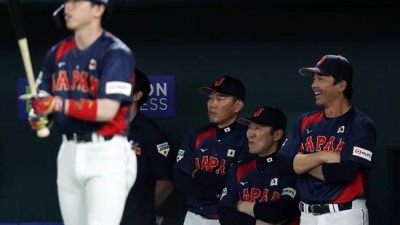 한국에 사실상 1-4로 졌어 日, '10년 무패'하고도 분위기 왜 이래? 레전드 출신 해설 파워에서 밀렸다 일침