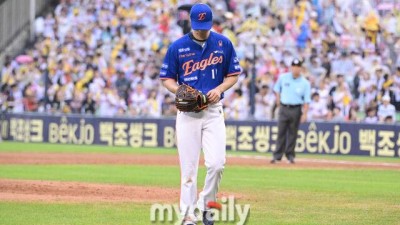 154km 대만 국대+한화 괴물루키가 이 선수 운명 정하나…'KS 충격 탈락' 위기의 78억 엄상백은 어디에서 던질까