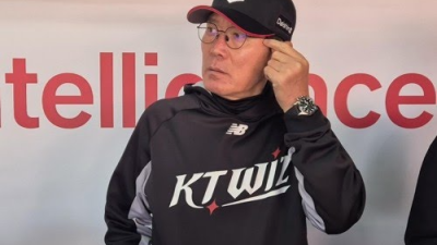 'kt, 왜 이러나' FA 시장서 파격 행보...박찬호, 김현수, 박해민, 강백호에 모두 오퍼?...박찬호는 놓쳐, 김현수·박해민·강백호는?