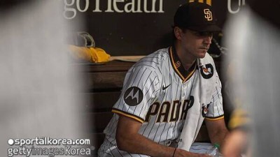 73억→36.5억 '반토막', 그럼에도 '최동원상 에이스'는 MLB 잔류를 택했다…'ERA 5.86' 부진 딛고 정착할 수 있을까