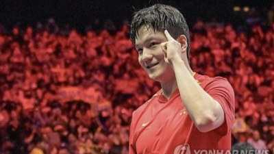 中 감탄했다! 아마추어가 세계 1·2위 박살내고 우승!…탁구에서 이런 일이→돌아온 판전둥 '도장 깨기'에 대륙 열광