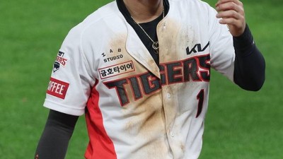 '두산 이적' 박찬호, KIA에 '뭉클' 고별사 광주에서의 12년 절대 잊지 못해→과분했던 사랑 감사