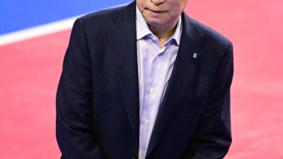 '충격' 280승 노감독, 왜 자진 사퇴 결정했나…우승후보→패패패패패패패 꼴찌에 책임지다 우리 선수들 고생 많았다 [MD화성]