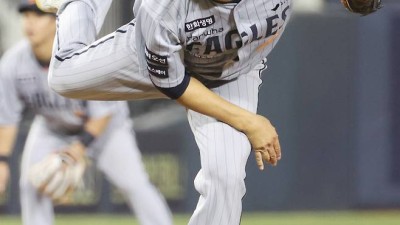 이제는 KIA맨 정든 독수리 둥지 떠난 '퓨처스 북부 다승왕' 이태양, 내년엔 챔필에서 좋은 모습을 [KBO 시상식]